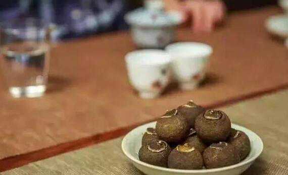 小青柑的口感为什么会发苦,小青柑口感有些酸是到底怎么回事?