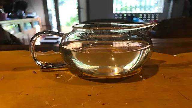 《老徐鉴茶》第三十九期:2017年白莺山本山古树茶品鉴报告(云南蒙自茶友寄)