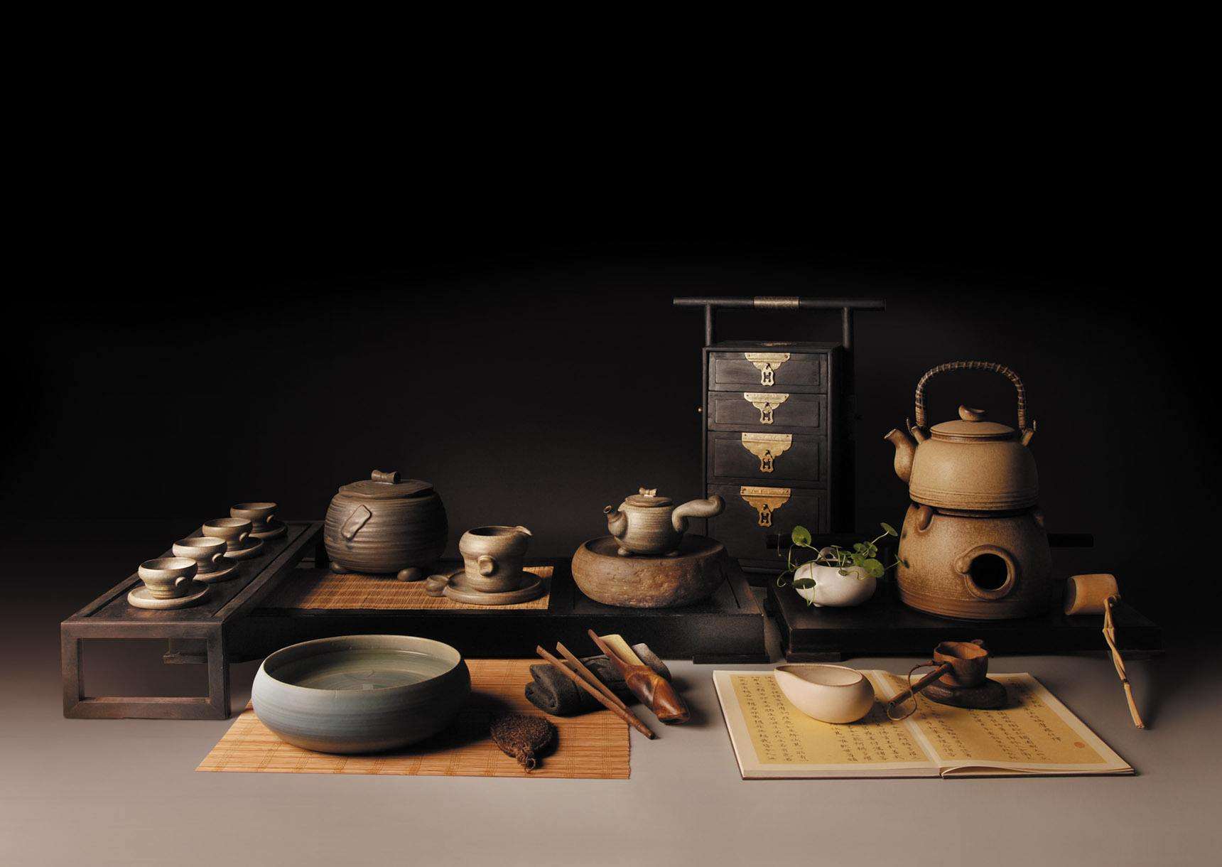 古代的时候，有一种“分茶”的绝技，现在已经难以看到了