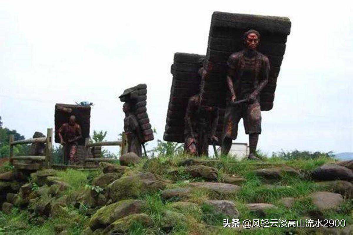 藏茶的特点：红、浓、醇、陈、似深沉的老人，绵柔温润、幽香陈韵