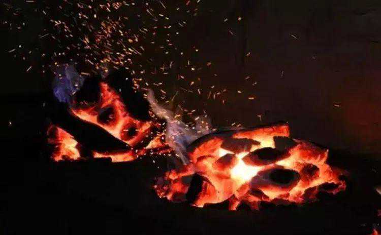 说茶|解析岩茶碳焙