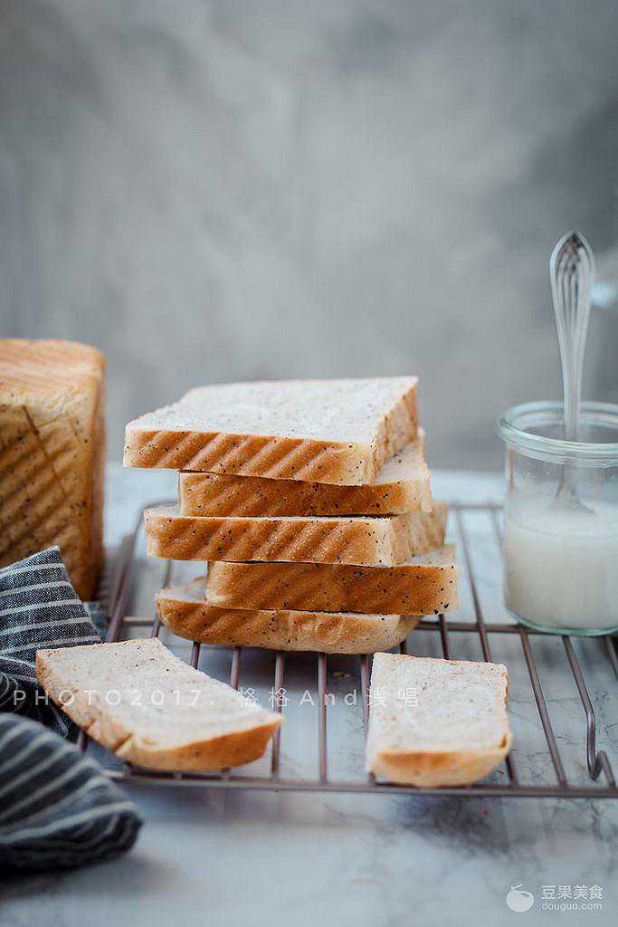 伯爵奶茶吐司-长帝 CRWF42NE全自动智能空气烤箱测评