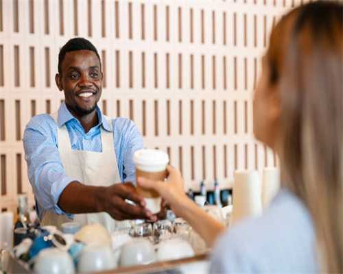 抽检30批次网红奶茶:全部含有咖啡因 一杯奶茶=4.3罐红牛