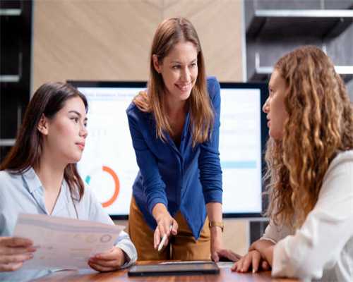 绿茶起来不输女生，这几个星男绝了