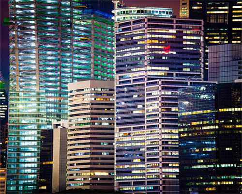 爱心义剪、免费凉茶、免费冰淇淋……杭州之江银泰百货开启“避暑”模式