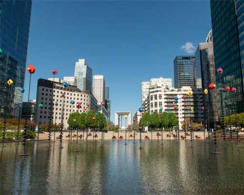 罗曼林：布蕾到底是什么？难分伯仲，网友因两款布蕾波波茶吵翻天