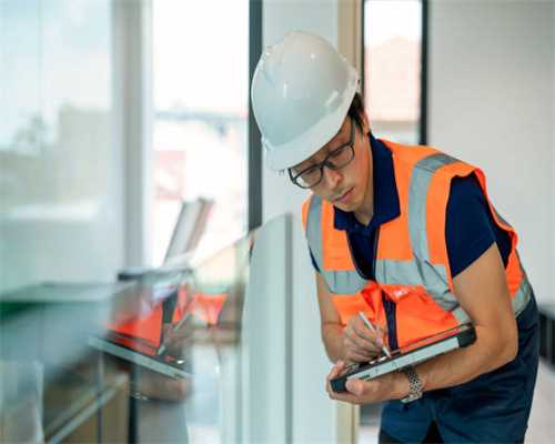 又见重阳糕,我们盲吃测评了6家12款!抹茶口味堪称“清流”……